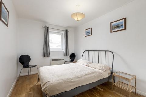 5/2 Murano Place, Edinburgh, EH7 5HH