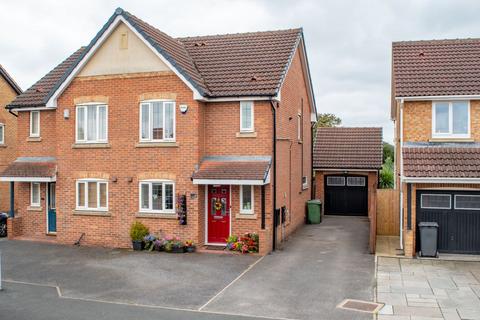 3 bedroom semi-detached house for sale, Suffield Road, Gildersome