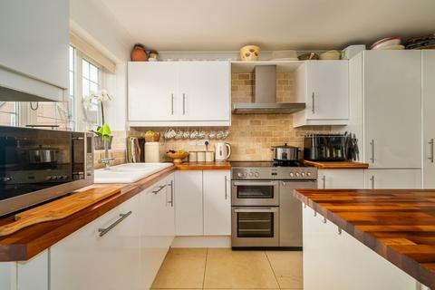 3 bedroom semi-detached house for sale, Suffield Road, Gildersome