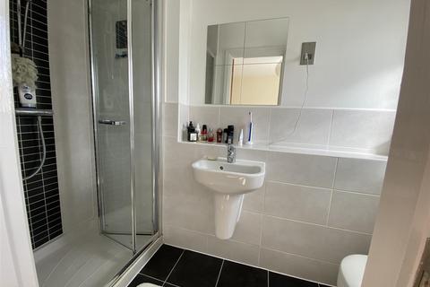 8 Cotes Road, Burbage, Hinckley, LE10 2HJ