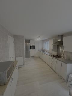 4 bedroom detached house to rent, Scholar Avenue, Salford, M6