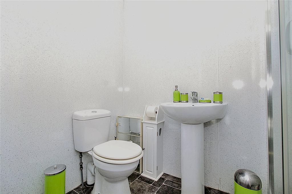 En-suite 2