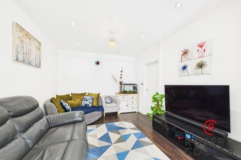 11 Boleyn Drive, Ruislip, HA4 9QN