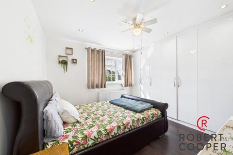 11 Boleyn Drive, Ruislip, HA4 9QN