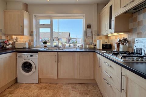3 bedroom detached bungalow for sale, Bramble Hill, Alresford