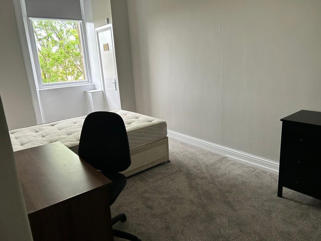 Apartment in Glasgow - More
