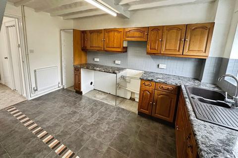 3 bedroom end of terrace house for sale, Torridon Close, Leicester LE4