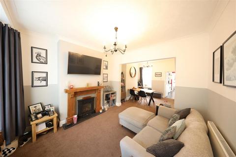 7 Avondale Crescent, Hull, HU5 3UQ
