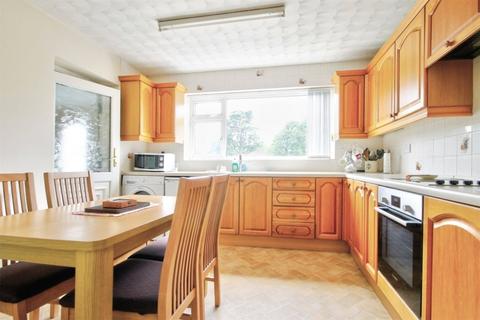 2 Eskdale, Birtley, Chester Le Street, DH3 2ER