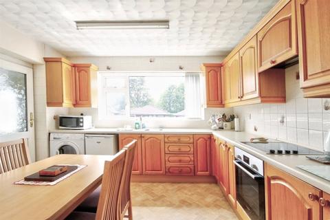 2 Eskdale, Birtley, Chester Le Street, DH3 2ER