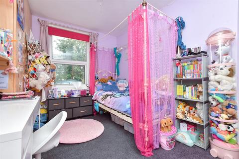 34 Cross Road, Birchington, CT7 9HW