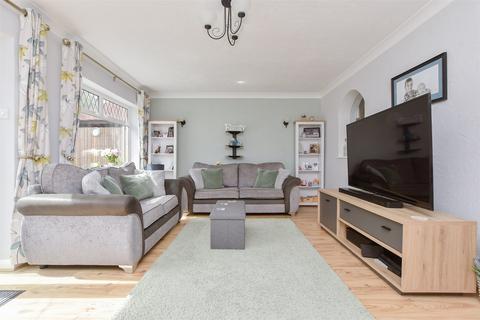 34 Cross Road, Birchington, CT7 9HW