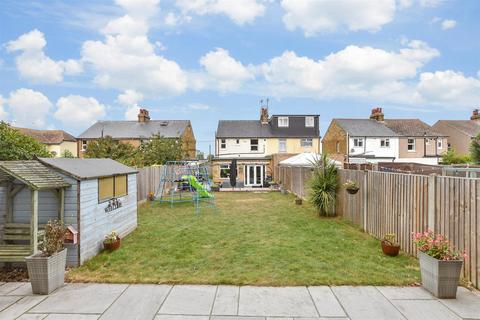 34 Cross Road, Birchington, CT7 9HW