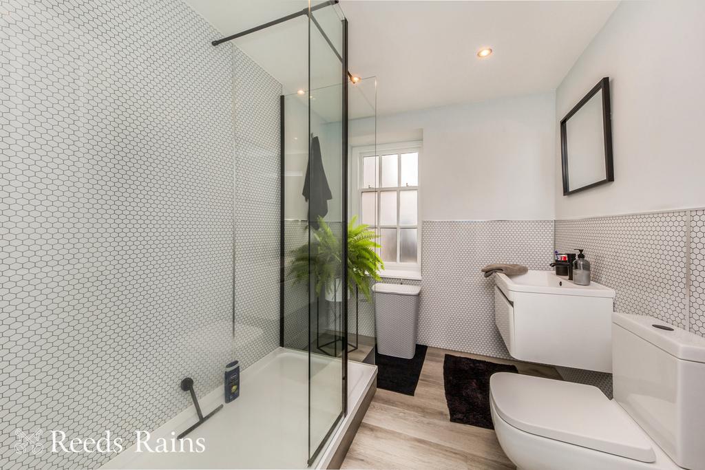 Shower Room / WC