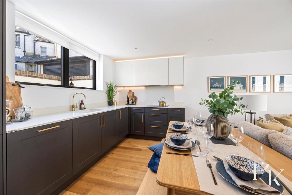 Living Room/Kitchen