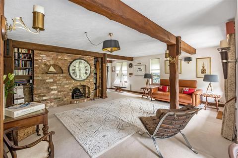 undefined, SYCAMORE CLOSE, FETCHAM, KT22
