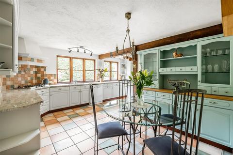 undefined, SYCAMORE CLOSE, FETCHAM, KT22