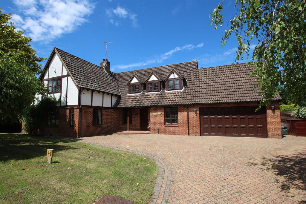 House exterior, garage