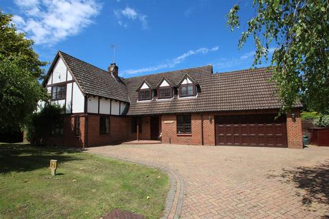 SYCAMORE CLOSE, FETCHAM, KT22