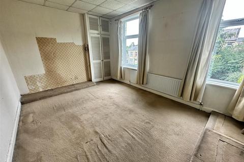 3 bedroom semi-detached house for sale, Ings Road, Heckmondwike