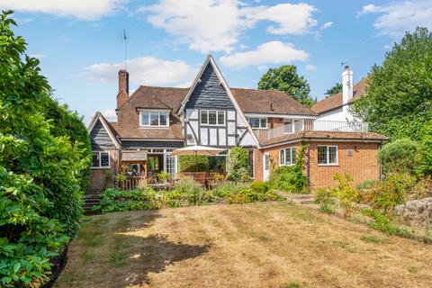 4 bedroom detached house for sale, Brooklands Road, WEYBRIDGE, KT13