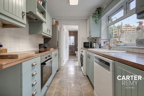 Rosedale Road, Grays, RM17