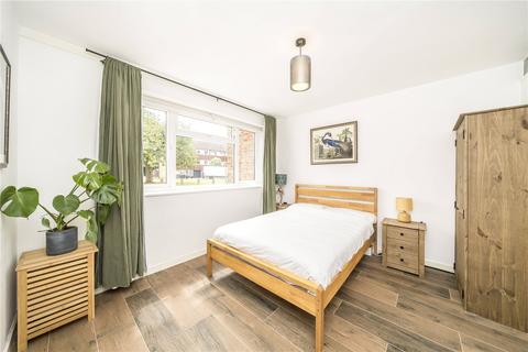 undefined, Alanthus Close, Lee, SE12