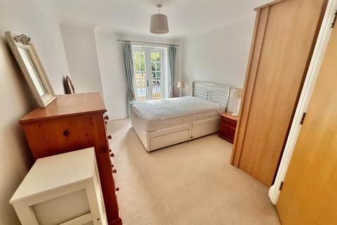 2 bedroom apartment for sale, Kensington Place, Brentwood CM15