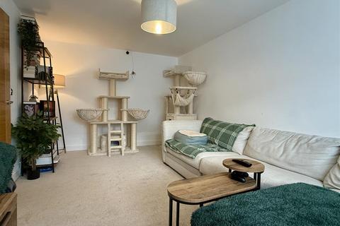 5 Apple Tree Close, Clehonger, Hereford, HR2 9TA