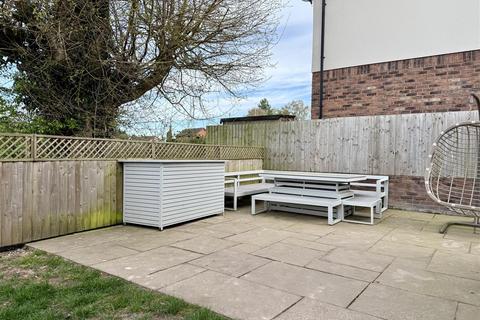5 Apple Tree Close, Clehonger, Hereford, HR2 9TA