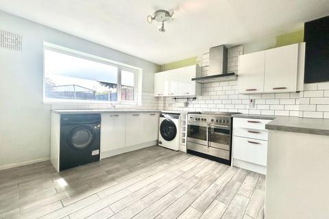 3 bedroom terraced house for sale, Marlborough Road, Dudley DY3