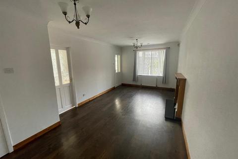 undefined, The Queensway, Hull