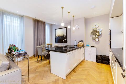 2 bedroom duplex for sale, Abell House, John Islip Street, Westminster, London SW1P