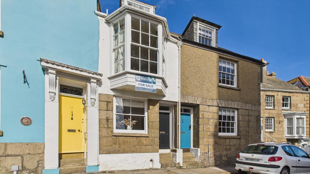4 Bedroom Mid Terraced House for Sale