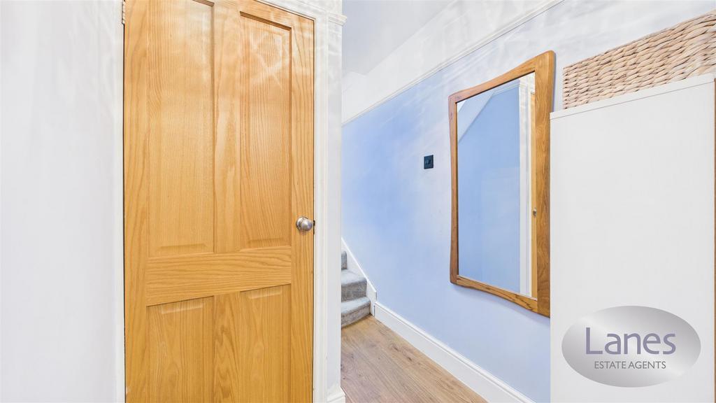 CAM03457 G0-PR0025-STILL022.jpg