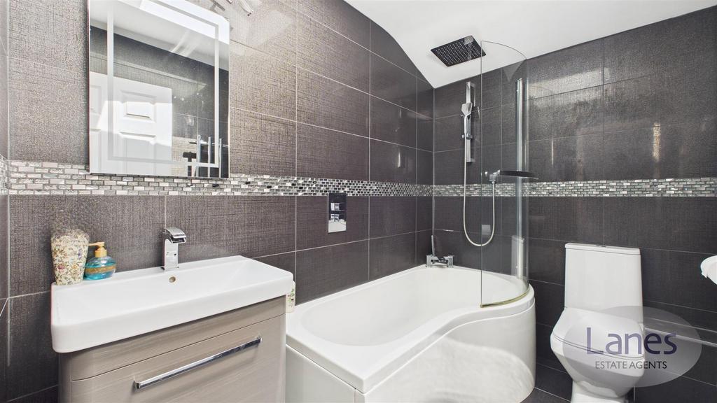 CAM03457 G0-PR0025-STILL009.jpg