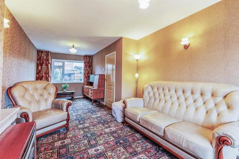 4 bedroom semi-detached house for sale, Southfield Close, Nuneaton CV10