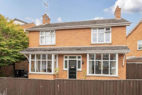 3 bedroom detached house for sale, Greenway Crescent, Taunton TA2
