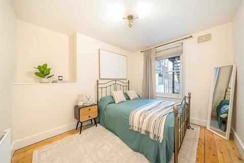 1 bedroom flat for sale, Kitto Road, London SE14