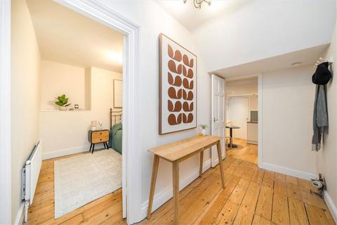 1 bedroom flat for sale, Kitto Road, London SE14