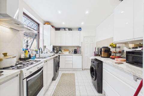 undefined, Burleigh Gardens, Ashford, Surrey, TW15
