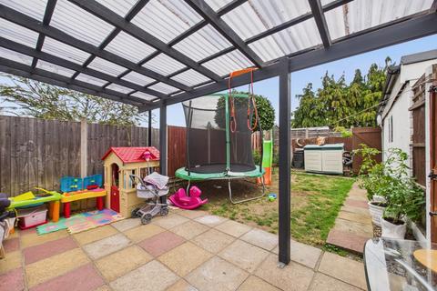 undefined, Burleigh Gardens, Ashford, Surrey, TW15