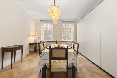 3 bedroom apartment for sale, Coleherne Court, London SW5