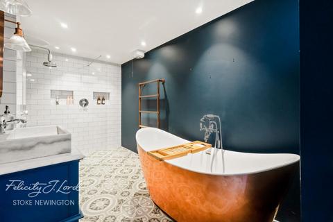 2 bedroom terraced house for sale, Petherton Road, LONDON N5