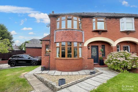 Kenilworth Road, Thornham, Rochdale