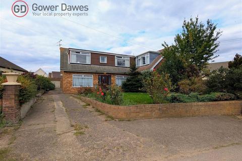 undefined, Sandy Lane, Chadwell St.Mary