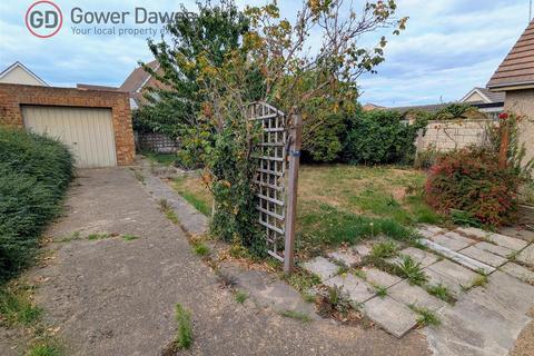 undefined, Sandy Lane, Chadwell St.Mary