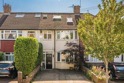 undefined, Lincoln Avenue, Twickenham TW2
