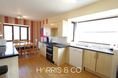 3 bedroom detached house for sale, Fleetwood Road North, Thornton-Cleveleys, FY5