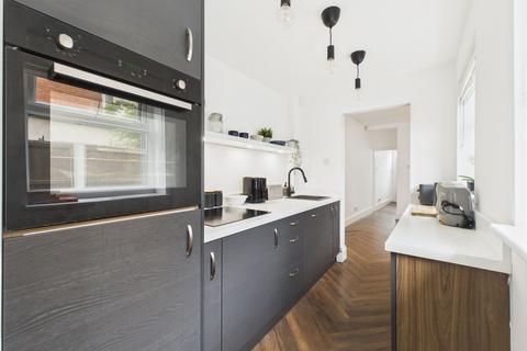 2 bedroom terraced house for sale, West Street, Arnold, Nottingham